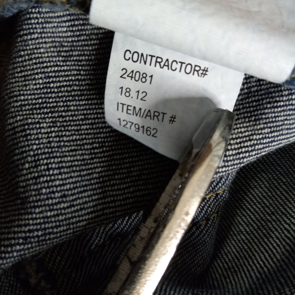 Calvin Klein Jeans Size 14 Bermuda Shorts Womens Dark Wash Denim Blue Classic - Picture 8 of 8